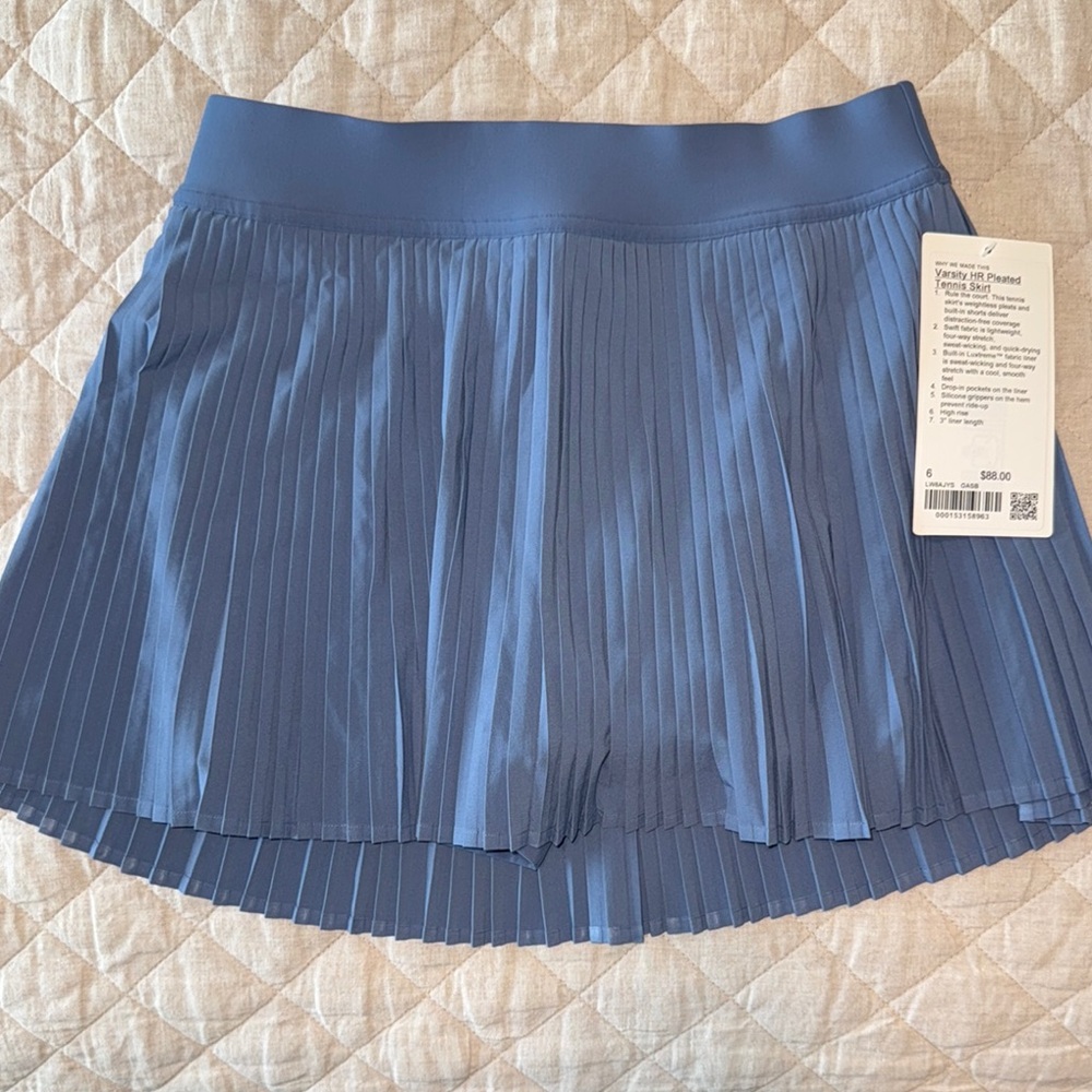 Lululemon Pleated Blue Skirt